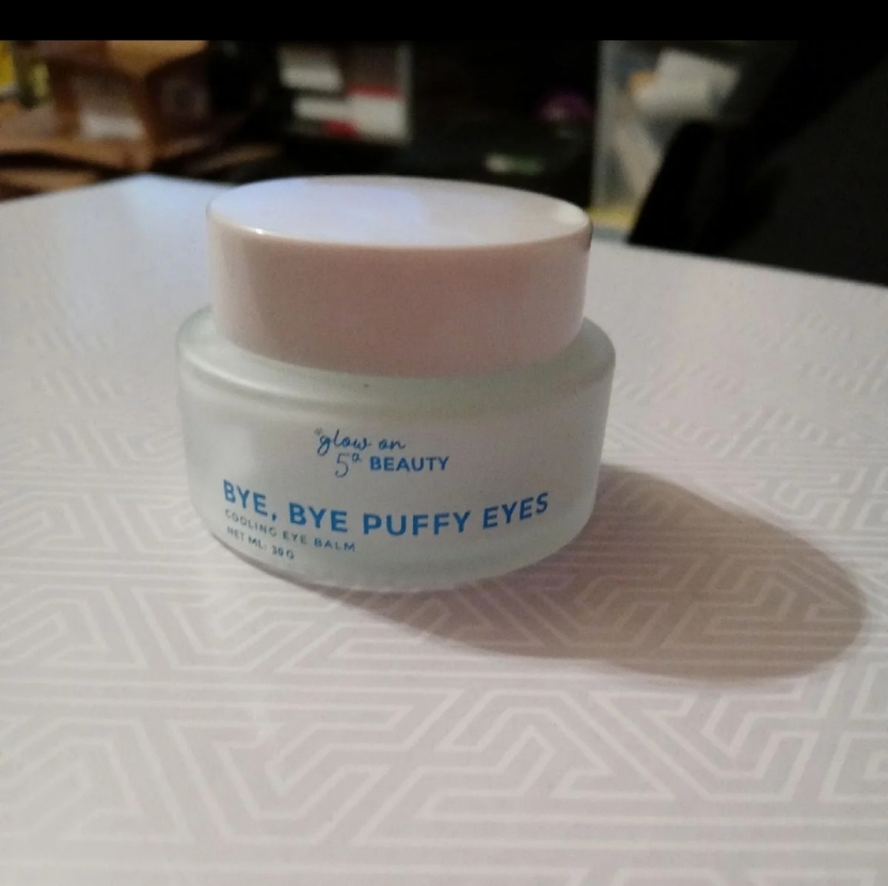 Cooling eye balm